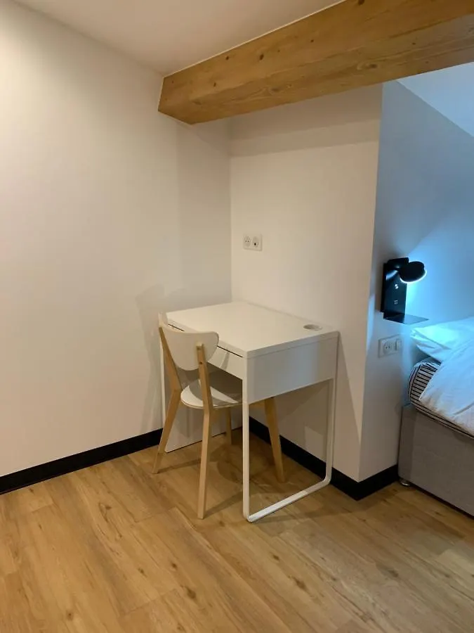 L Isle Jourdain Appartement Entier Recent Et Tout Equipe Proximite Du Centre LʼIsle-Jourdain フランス
